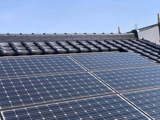 施工完了後・太陽パネル付近・別角度